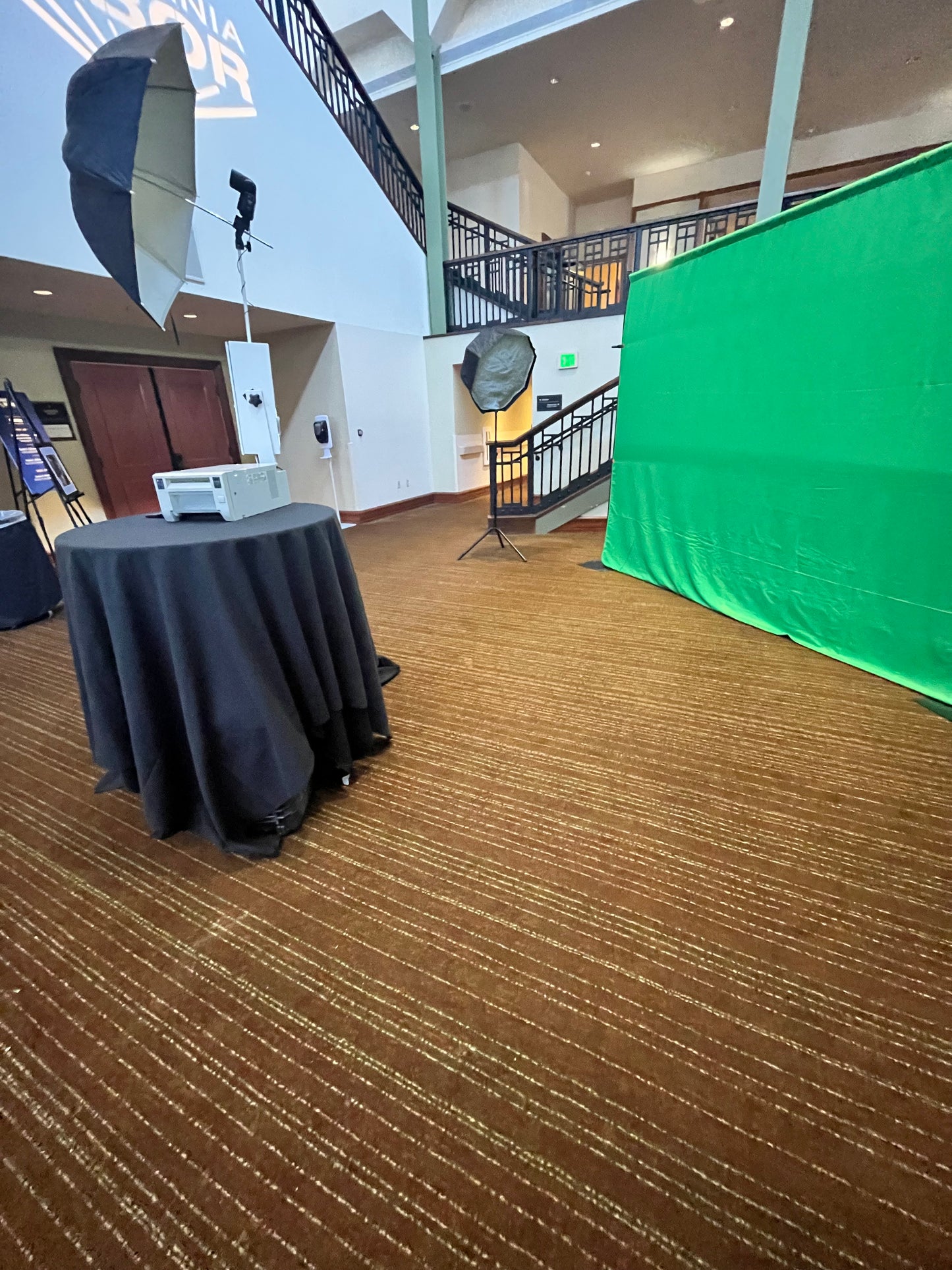 Corporate Green Screen